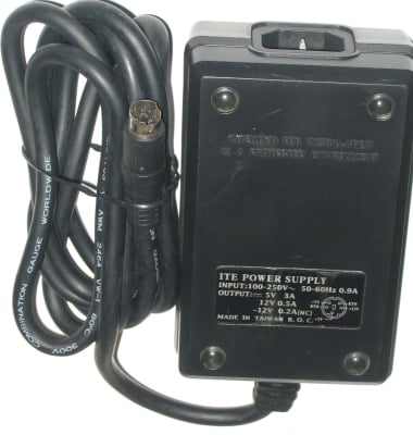 ADAPTATOR AC/DC UP02513010