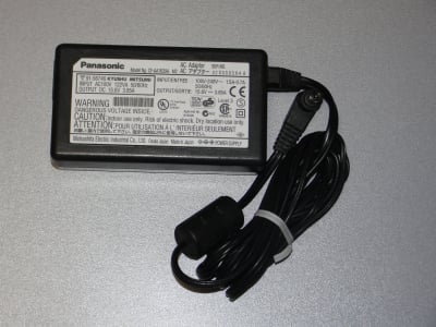 ADAPTATOR AC/DC CF-AA1639A