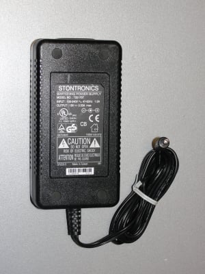 ADAPTATOR AC/DC T2517ST