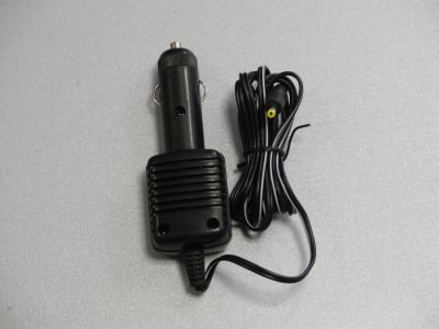 Adaptor auto APK002A 9V DC 1A