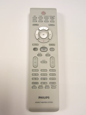 RC 242254901238 PHILIPS DVD