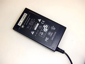 ADAPTATOR AC/DC SAWA-01-483