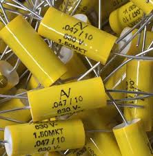 Condensator: Polipropilenă 0.47UF 400V