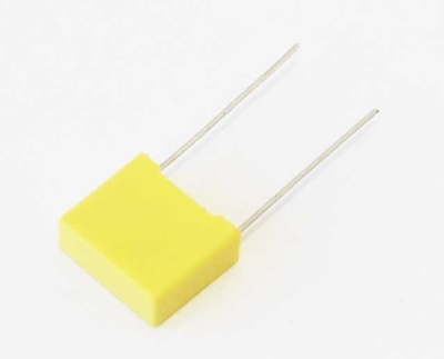 Кондензатор  560NF/63 RM4.5