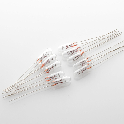 Lampă miniaturală 2,5 V 1,5 W