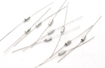 Кондензатор: танталов 68UF 5V TANTALUM